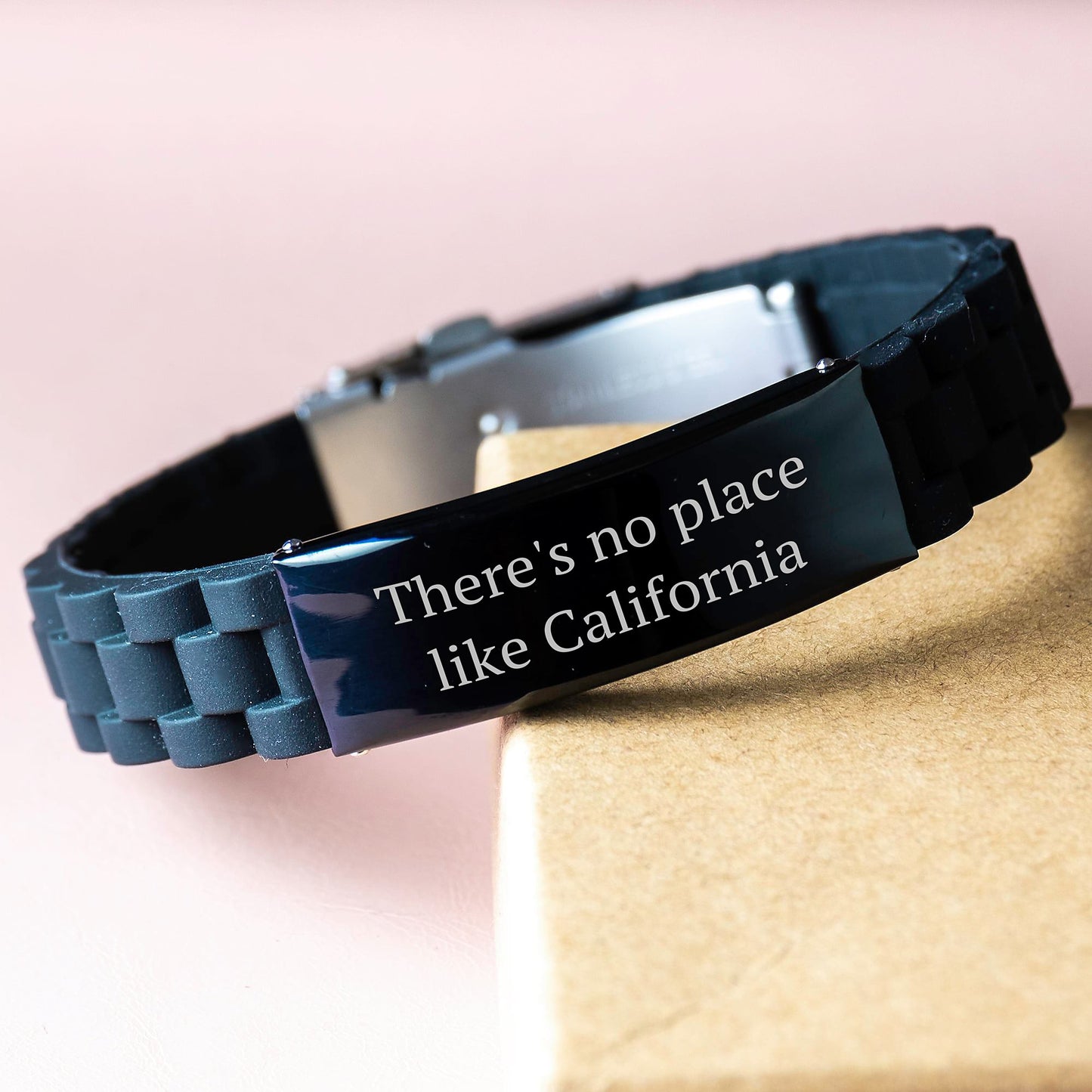 California Gifts from Men to Friends - 'There's No Place Like California' Glide lock Clasp Black Stainless Steel Adjustable Bracelet for Graduation - Image 3