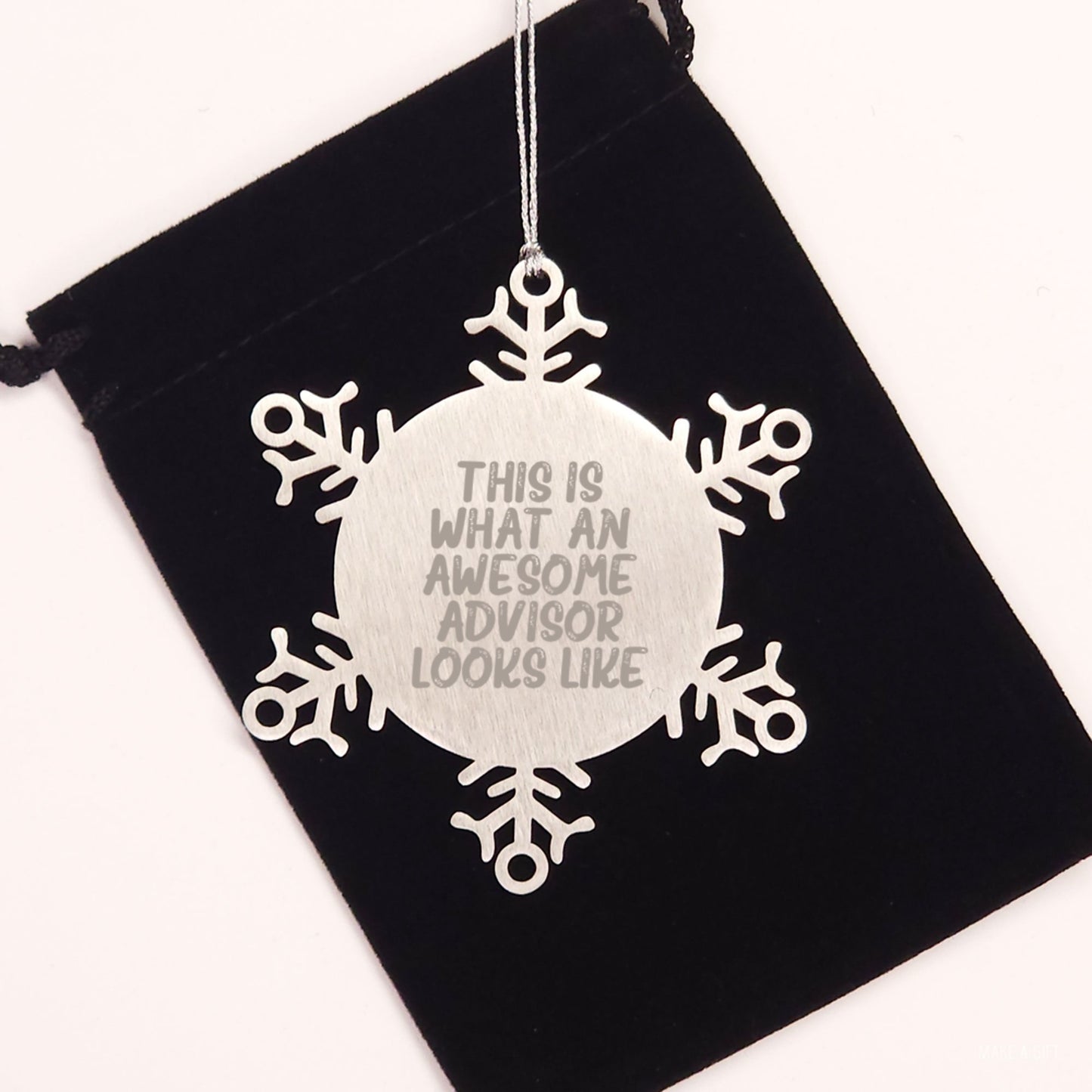 'This Is What An Awesome Advisor Looks Like' Snowflake Ornament, Gifts from Friends to Advisors, Christmas Unique Gifts for Men, Women, Family, and Coworkers - Image 2
